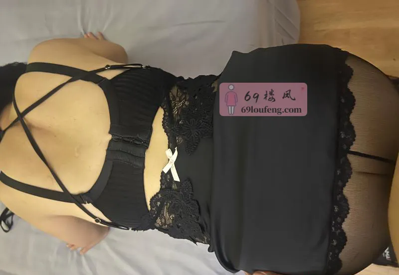 出击大屁股三通熟女 - 上海-长宁区 楼凤实拍第1张