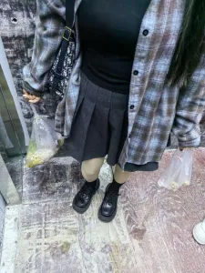 【蚌山区】丰满妹子小泰坦 真实工作室环境 (地点：安徽 - 蚌埠)