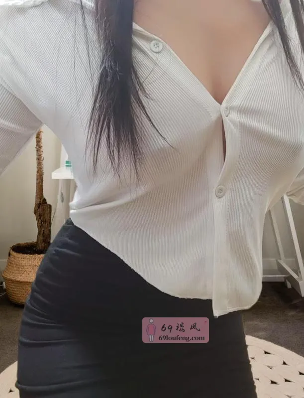 D奶台妹服务系御姐 - 北京-丰台区 楼凤实拍第2张