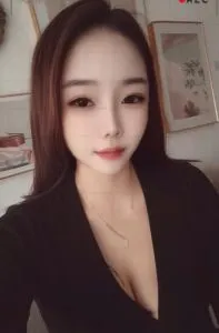 【庐阳区】合肥骚少妇 真实工作室环境 (地点：安徽 - 合肥)