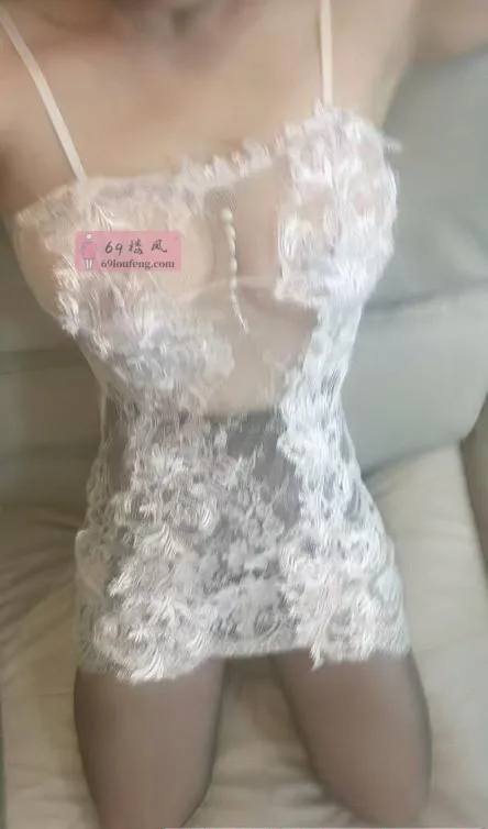 风骚丝袜美腿姐姐 - 重庆-渝中区 楼凤实拍第2张