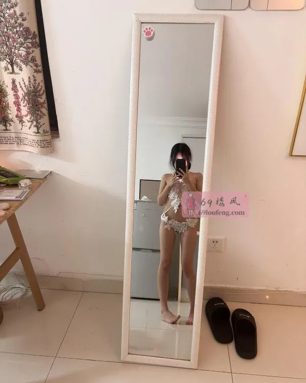 【新区】全套萝莉兮兮 - 江苏-无锡 楼凤实拍第3张