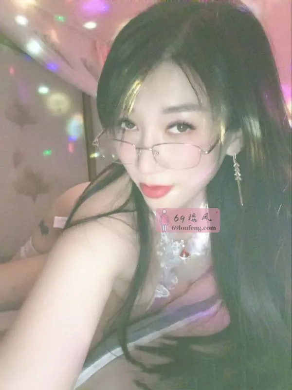 淫欲美骚妇 - 重庆-渝北区 楼凤实拍第2张