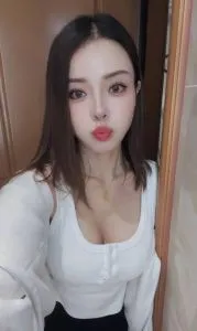 【湖北 - 武汉】【武昌区】少妇小小 最新实拍图片