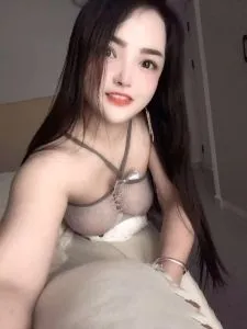 【浙江 - 杭州】【余杭区】性感美乳少妇 最新实拍图片