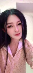 【滨江区】后入翘臀尤物 真实工作室环境 (地点：浙江 - 杭州)