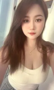 重庆 - 渝北区 宅男福利推荐：渝北丰满大奶萱萱 实景