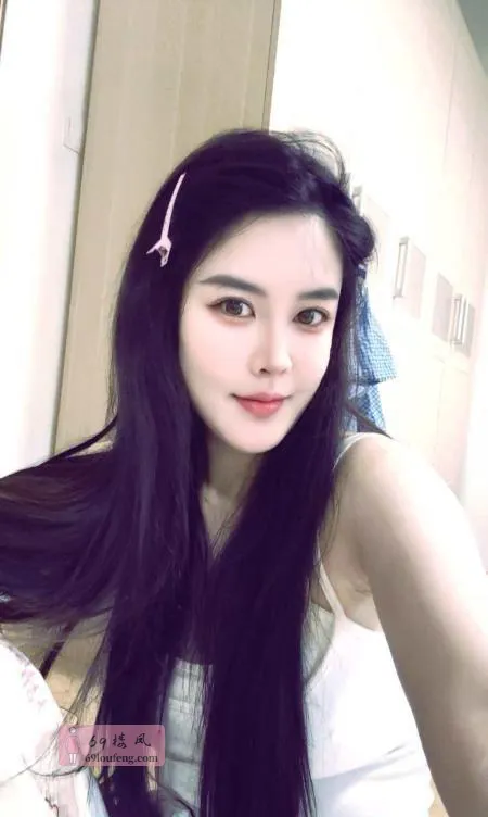 白嫩长腿佳佳 - 上海-普陀区 楼凤实拍第2张