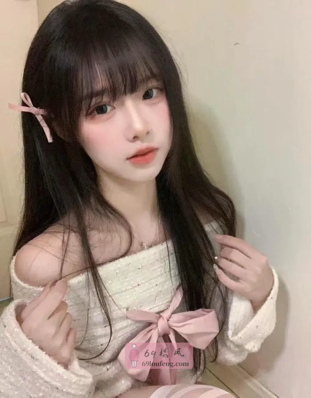 小美女丝袜制服诱惑 - 上海-普陀区 楼凤实拍第1张