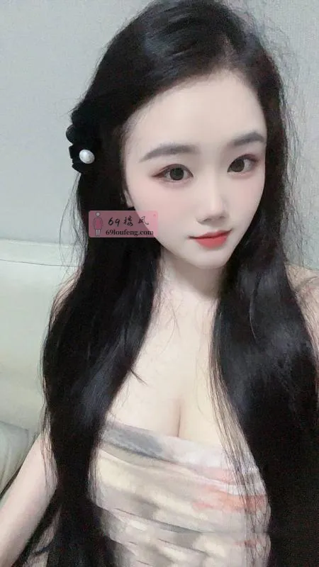 坂田大胸甜妹琪琪 - 广东-深圳 楼凤实拍第2张