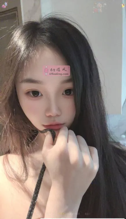 坂田兼职大长腿模特 - 广东-深圳 楼凤实拍第3张