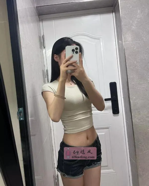 零零后可爱小嫩妹 - 湖南-长沙 楼凤实拍第1张