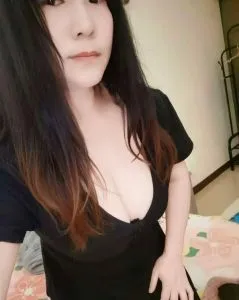 【独家】江苏 - 苏州 老师 【姑苏区】大胸翘臀小坦克 内部实拍