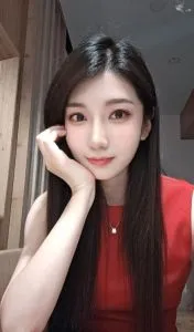 英语老师佳佳 真实工作室环境 (地点：江苏 - 苏州)