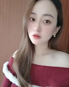 【福田区】性感臀丸子御姐 现场拍摄照片 (广东 - 深圳)