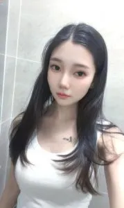 湖南 - 长沙 附近最火老师 【岳麓区】女友型颜值妹子 照片墙