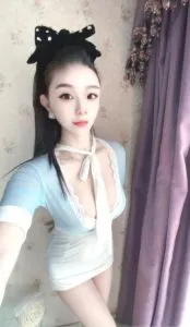 【龙华区】艳舞瑜伽老师可儿 广东 - 深圳线下实拍无遮挡