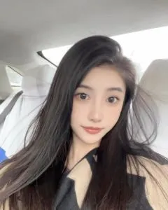 湖南 - 长沙 附近最火老师 【雨花区】网红清纯小辣妹 照片墙