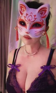 四川 - 成都 楼凤圈口碑推荐：【成华区】长腿骚货梦露 照片