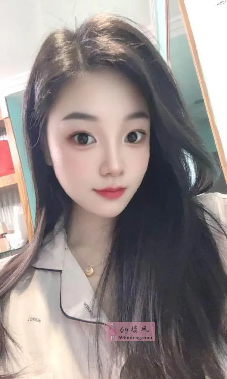 【福田区】腿模小辣椒 - 广东-深圳 楼凤实拍第1张