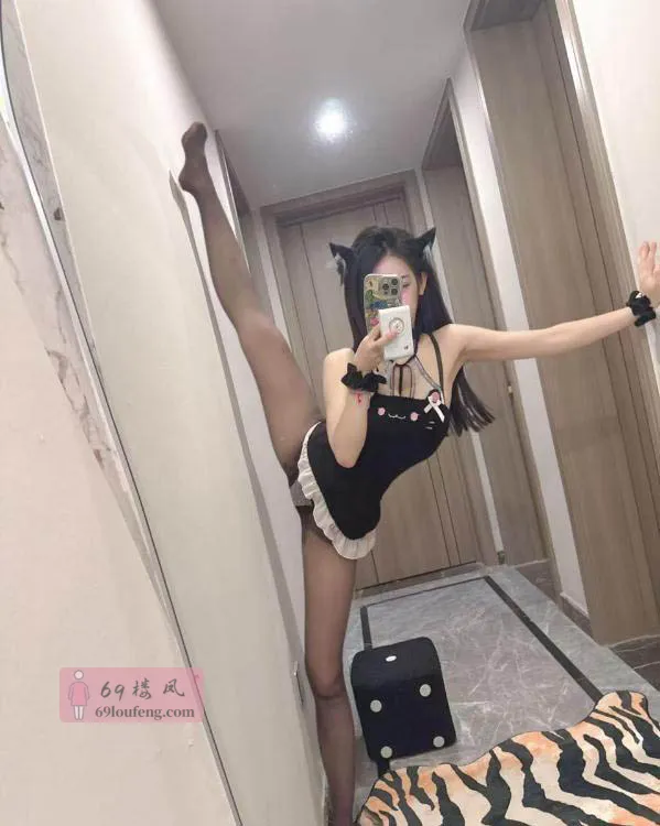 【武侯区】气质兼职嫩妹晓艺 - 四川-成都 楼凤实拍第1张