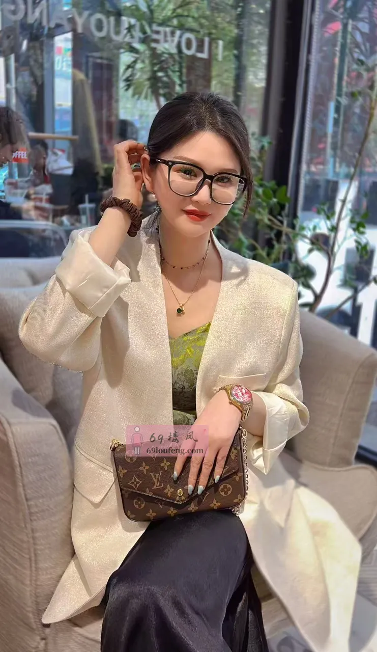 浦东区翘臀少妇 - 上海-浦东新区 楼凤实拍第2张