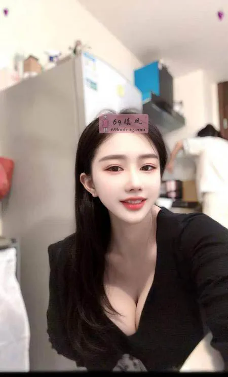 巨乳蜜桃臀瑜伽老师 - 广东-深圳 楼凤实拍第1张