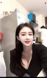 【广东 - 深圳】巨乳蜜桃臀瑜伽老师 避雷小作文配图