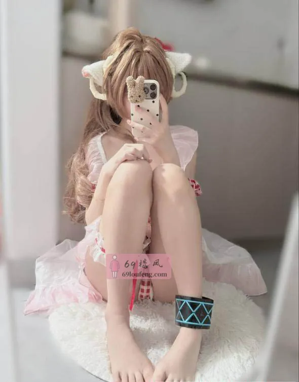 可cos白虎b吸吸酱 - 上海-静安区 楼凤实拍第3张