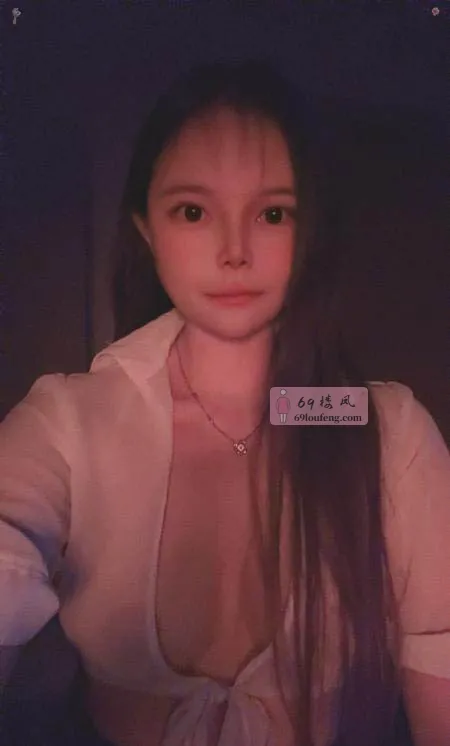 自聊诗诗半套四爱 - 四川-成都 楼凤实拍第1张