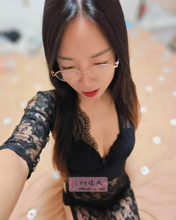 【姑苏区】黑丝眼镜少妇 - 江苏-苏州 楼凤实拍第1张