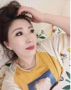 重庆 - 江北区 宅男福利推荐：观音桥少妇御姐杉杉 实景