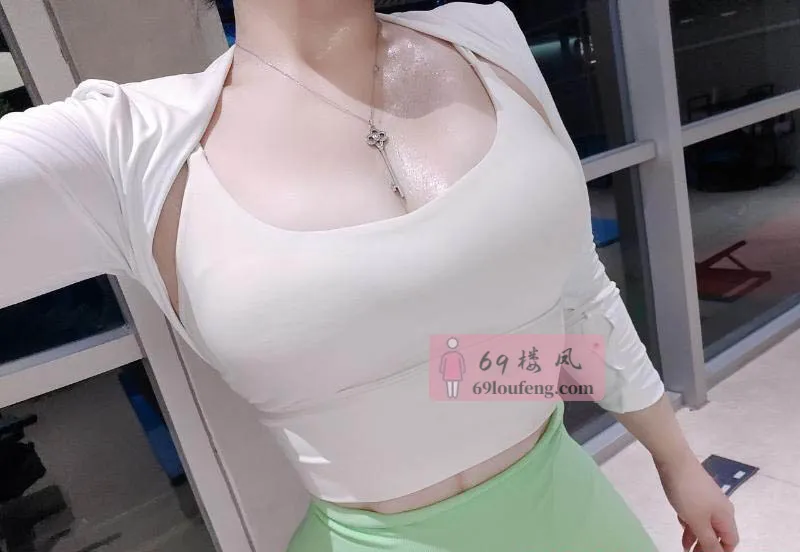 大蜜桃臀健身教练岁岁 - 广东-深圳 楼凤实拍第3张