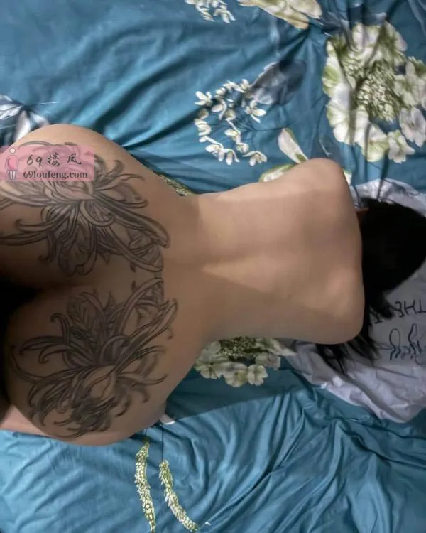 花臀小网红 - 四川-成都 楼凤实拍第1张