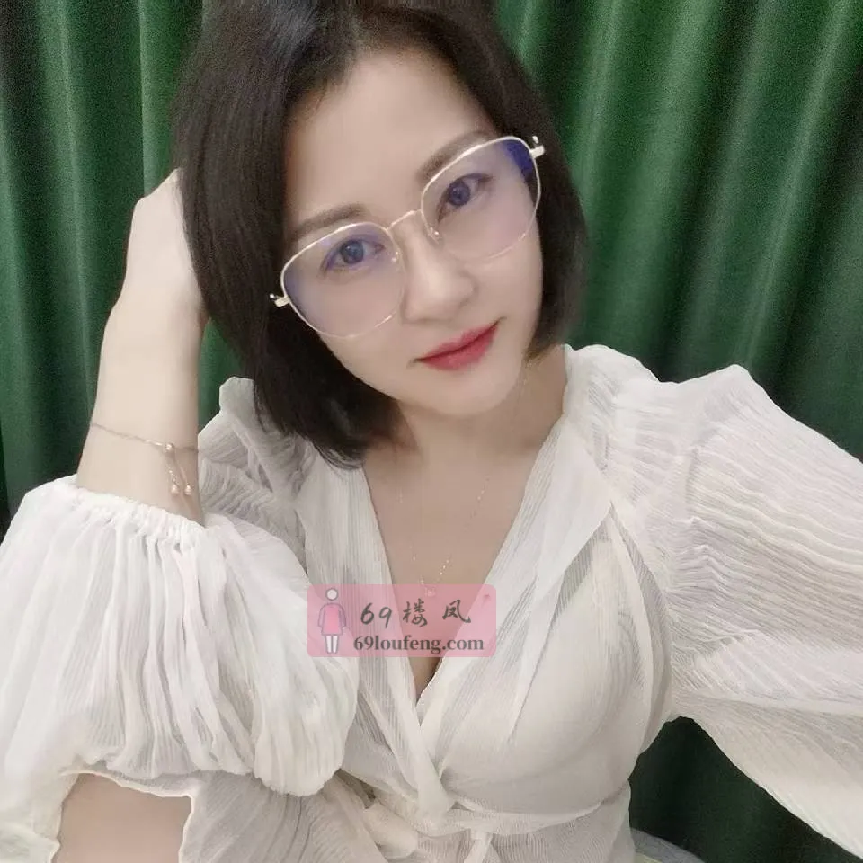 熟女云姐 - 上海-普陀区 楼凤实拍第1张