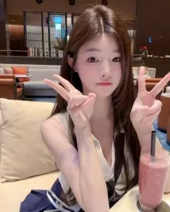 天河风骚佳佳 真实工作室环境 (地点：广东 - 广州)