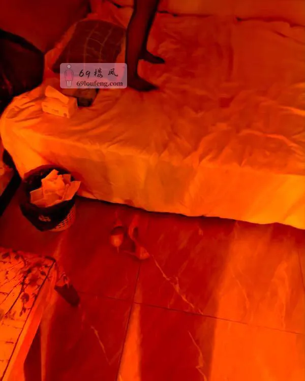 天河区元岗老地方 - 广东-广州 楼凤实拍第1张