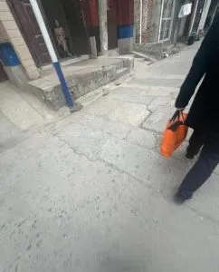 陕西-西安 城中村 站街女实拍图