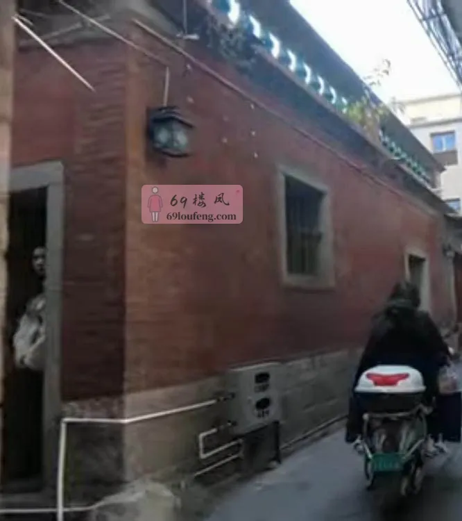 晋江莲屿 - 福建-泉州 楼凤实拍第3张