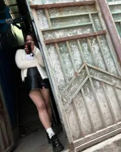 广东-深圳 龙岗社区 站街女实拍图