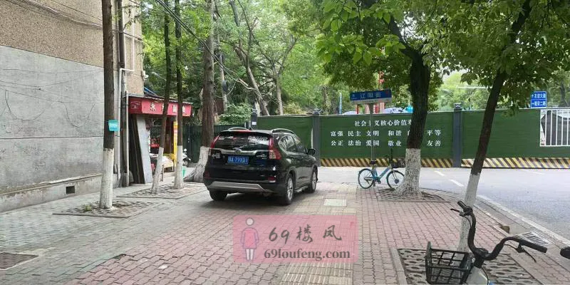 探青山发廊 - 湖北-武汉 楼凤实拍第4张