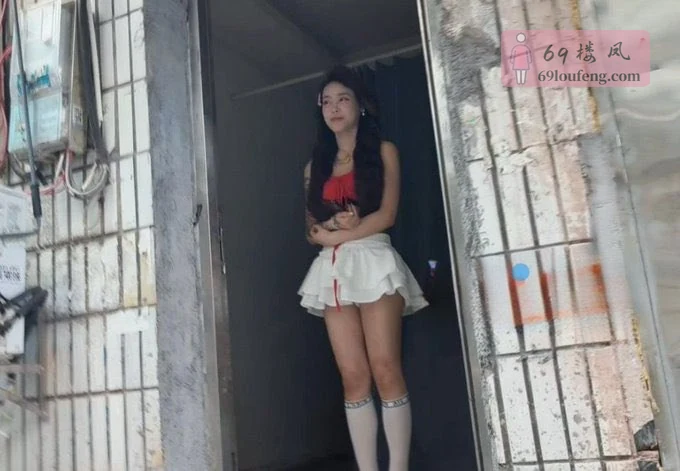 长堤街汉正街批发市场往里面走 - 湖北-武汉 楼凤实拍第1张