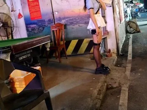 武进区古方路南100米湖塘花园新村小区里 江苏-苏州 狼友扫街偷拍