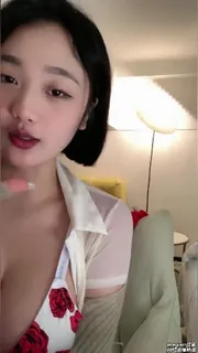 #主播 天天想鼠 巨乳短发妹妹 完整无删减版在线看