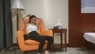 探花精选 良家美乳美女 洗一下 我要舔原味 好呕心。 完整无删减版在线看