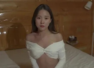 正在播放：绝对领域LY-033摄影师潜规则的绝美模特 (全网精选频道)