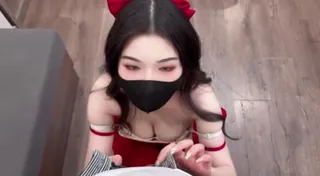 91视频官方收录：在宾馆等着哥哥来做爱-狐不妖