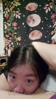 “从本质上讲，我们只有两个充满激情的人，性欲高和展览主义者条纹。完整的业余爱好者制作色情片！我们尝试拍摄良好的内容，但是，有时候，在视频中，我们的相机在视频中多次掉落……糟糕。”("We are, at heart, just two passionate people with high sex drives and exhibitionist streaks. Complete amateurs at making porn! We try to shoot good content but uh,  - 1080P超清画质展示图