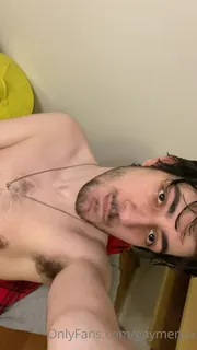 “当你舔我身体的每一英寸时，炫耀我的大公鸡时肮脏的说话”("dirty talking while showing off my big cock as you lick every inch of my body") 完整无删减版在线看