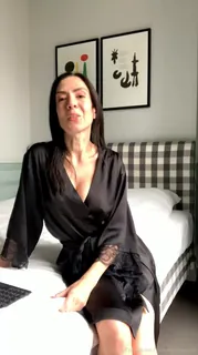 “流于12/19/2021 09:11 AM \ AN \在线商店启动清单”("Stream started at 12/19/2021 09:11 am\n\nOnline store launch checklist") 完整无删减版在线看